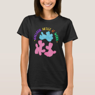Ballongkonstnärer i arbetsballongen för att dubbel t shirt
