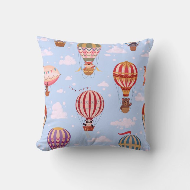Balloon Buddies Throw Pillow Kudde (Framsida)