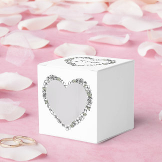 Ballotin de mariage en forme de cœur floral presentaskar