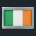 Bälte Buckle med Flagga på Irland<br><div class="desc">Öka stil med exklusivens bälte-låsbeslag med Irlands flagga! Bälte-låsbeslaget är mycket detaljerat och är mer än bara ett tillbehör. Det är ett firande i Irlands rik och pride. Den pulserande utformningen visningar på ett framträdande sätt den ikoniska irländska flagga, skapar detta låsbeslag ett unikt och meningsfullt sätt att visa kärlek...</div>
