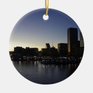 Baltimore på natten julgransprydnad keramik
