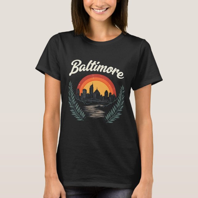 Baltimore Retro Skyline med Sunset T Shirt (Framsida)