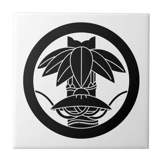 Bambu- och sävhatt i cirkel kakelplatta (Framsidan)