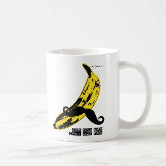 Bananen Taft håller ögonen på Kaffemugg