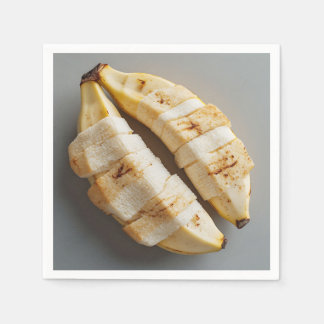 Bananer skivade på mitten pappersservett