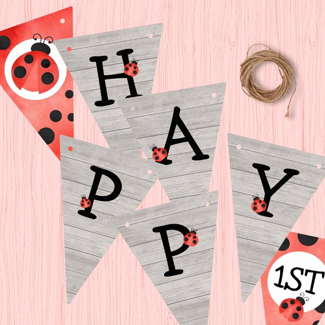 Banderoll för vattenfärg Ladybug Grattis på födels Vimplar (Watercolor Ladybug Happy Birthday Hanging Triangle Pennant Bunting Banner in Light Washed Wood)