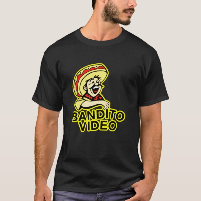 BANDITO VIDEO SHIRT OCH STICKER Essential T Shirt (Framsida)