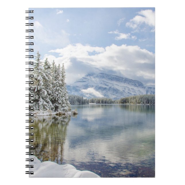 Banff nationalpark på vintern anteckningsbok (Framsidan)