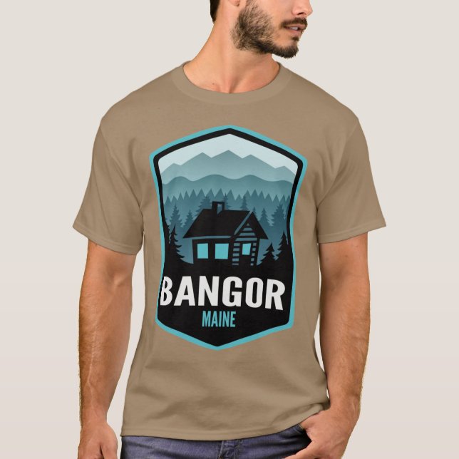 Bangor Maine Mountain Town Cabin Oversized T Shirt (Framsida)