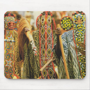 Banjouge stam- dansare, Kamerun Musmatta