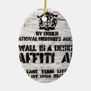 Bansky designerade grafittiområde julgransprydnad keramik