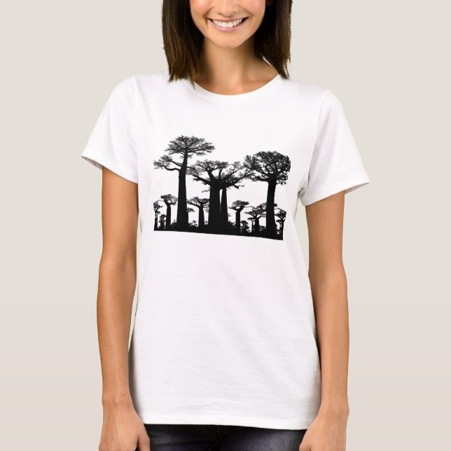 Baobab Träd Madagascar T-Shirt (Framsida)