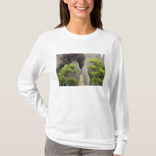 Baos familjträdgård, Huangshan, Kina. 2 Tee Shirt