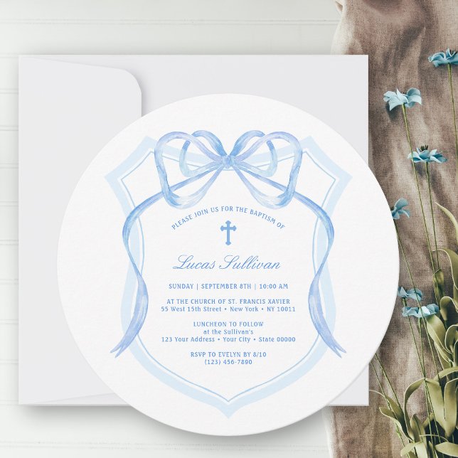 Baptism i ljusblå Vapensköld i elegant Inbjudningar (Skapare uppladdad)