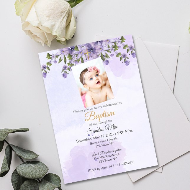 Baptism-inbjudan för lila Blommigt Inbjudningar (Purple Floral Baptism Invite)