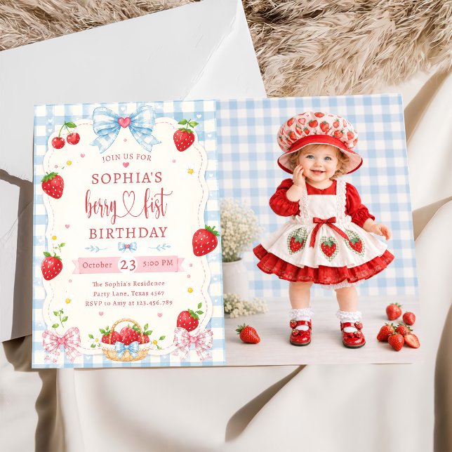 Bär Första Söt 1-årsdag Jordgubbe Inbjudningar (Skapare uppladdad)