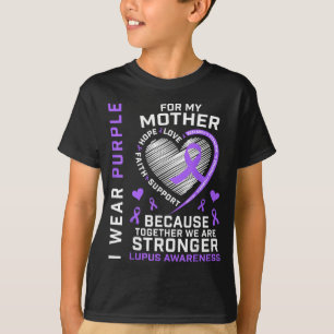 Bär lila för mamma Lupus medvetenhetsband hjärta T Shirt