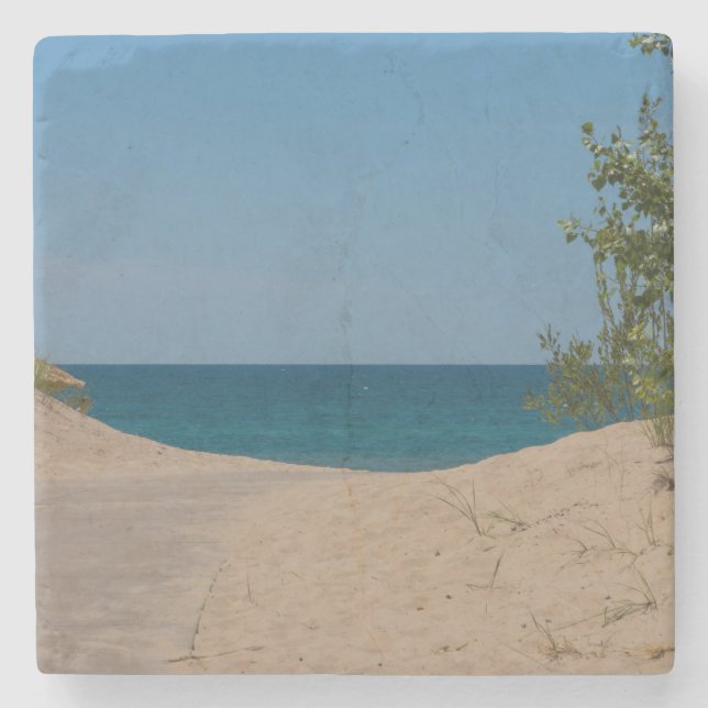 Bara bortom underlägg sten (Framsidan)