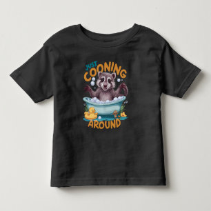 Bara Cooning, Äventyr-tid för lek med rackoon Bath T Shirt