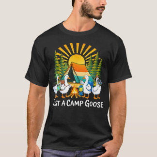 Bara en campinganka Rolig Retro Solnedgång Camping T Shirt