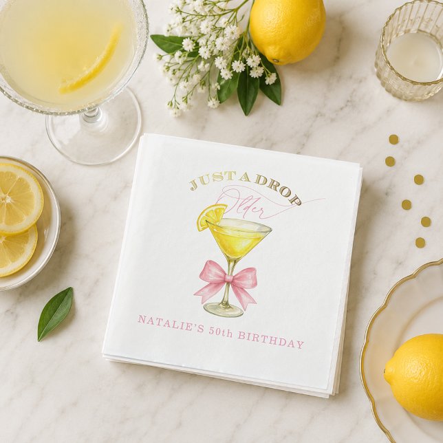 Bara en droppe äldre citron droppe rosa båge födel pappersservett (Just a Drop Older Lemon Drop Pink Bow Birthday Napkins)