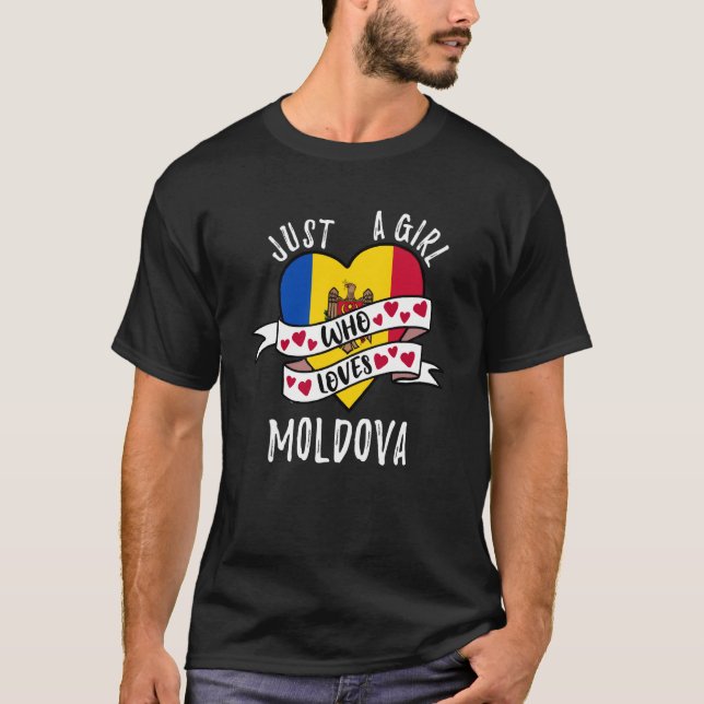 Bara En Flicka Som Älskar Moldavien T Shirt (Framsida)