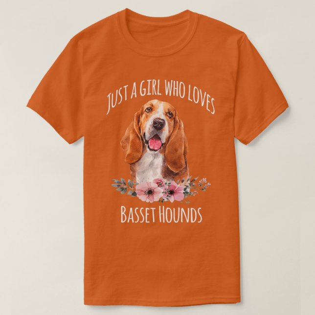 Bara en flicka som kärlek Basset Hounds Basset Hou T Shirt (Design framsida)