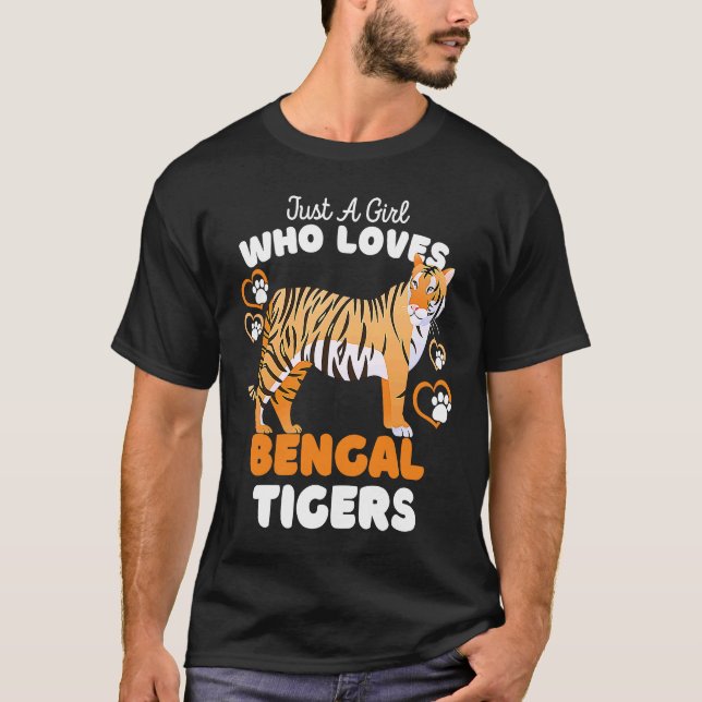 Bara en flicka som Kärlek Bengal Tigers Cute Big C T Shirt (Framsida)