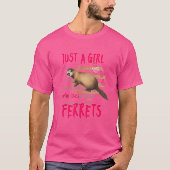 Bara en flicka som Kärlek Ferrets 1 T Shirt (Framsida)