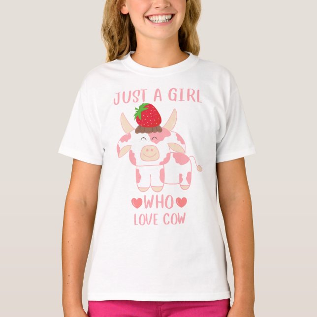 Bara en flicka som Kärlek ger Cows Cute Strawberry T Shirt (Framsida)