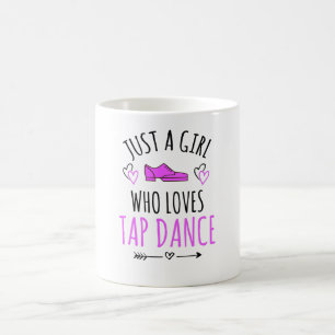 Bara en flicka som Kärlek ger skål åt dansaren Kaffemugg