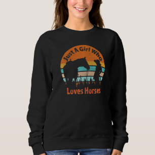 Bara en flicka som Kärlek hennes häst Retro Sunset T Shirt