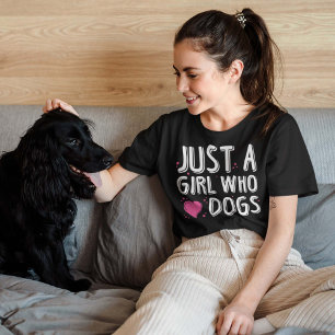 Bara en flicka som Kärlek Hundar T Shirt