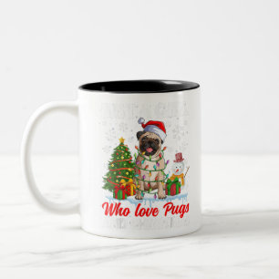 Bara en flicka som Kärlek Pugs och jultomten Två-Tonad Mugg