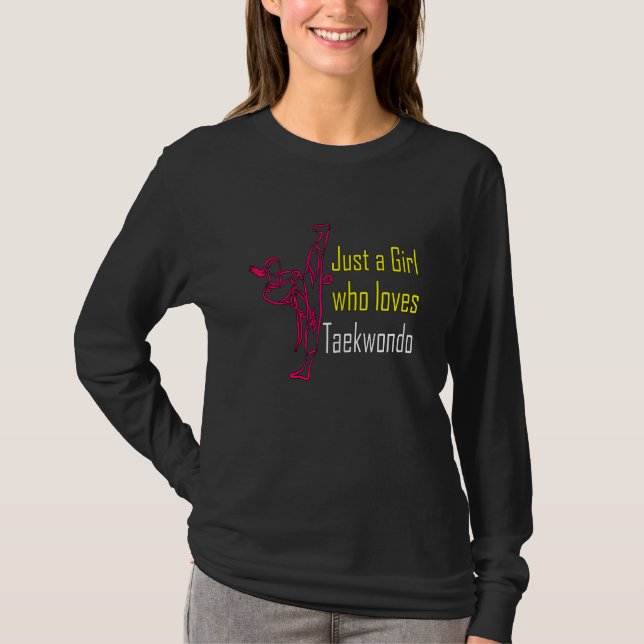 Bara en flicka som Kärlek Taekwondo T Shirt (Framsida)