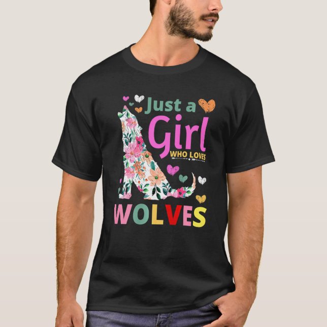 Bara en flicka som Kärlek Vargar Blommigt Howling  T Shirt (Framsida)
