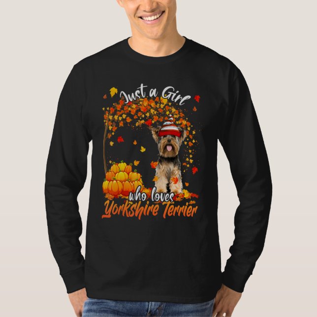 Bara en flicka som Kärlek Yorkshire Terrier Hund t Shirt (Framsida)