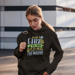 Bara en flicka som vet hur man arbetar i styrelsen hoodie