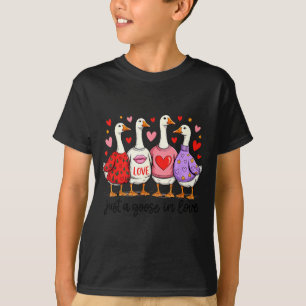 Bara En Gås I Kärlek Söt Valentinskärlek Kokett Sl T Shirt