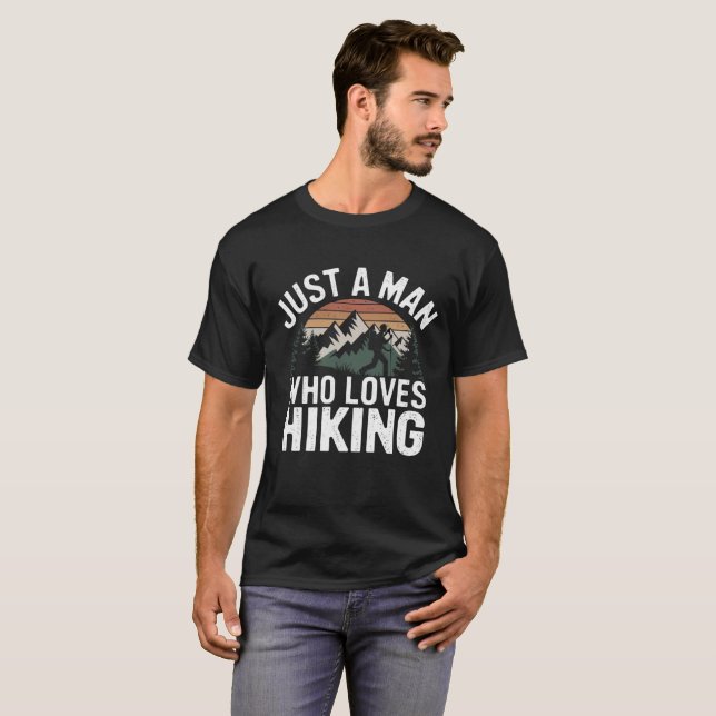 BARA EN MAN SOM KÄRLEK HIKING T SHIRT (Hel framsida)