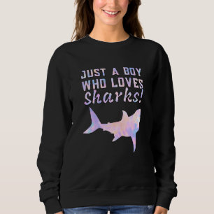 Bara en pojke som älskar hajar havsfisk regnbåge a t shirt