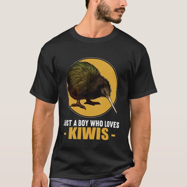 Bara en pojke som älskar Kiwis Kiwi T Shirt (Framsida)