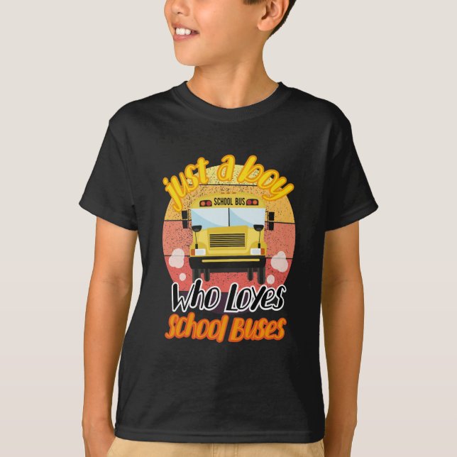Bara en pojke som kärlek skolade buss t shirt (Framsida)