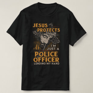Bara en polis lånar ut min hand t shirt
