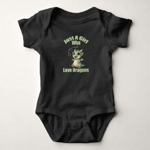 Bara en tjej som älskar drakar t shirt