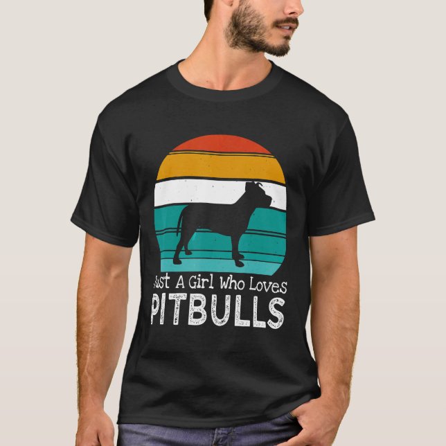 Bara en tjej som älskar Pitbulls T Shirt (Framsida)