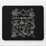 Bara ett taloky Goose Cute Fånig Halloween Doodles Musmatta<br><div class="desc">Bara ett taloky Goose Cute Fånig Halloween Doodles</div>