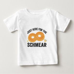 Bara här för Schmear Funny Hanukkah Bread T Shirt