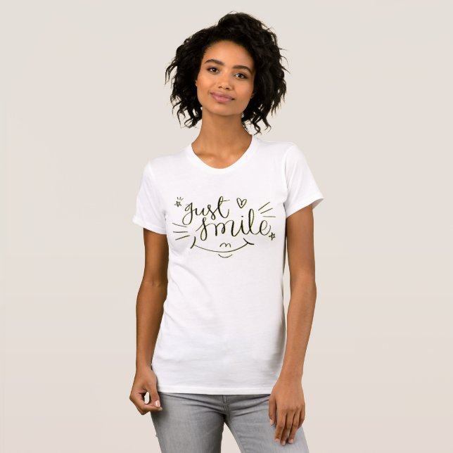 Bara Leende T-shirt – Bär Lycka Varje Dag! (Hel framsida)