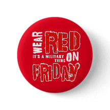 Bära RED på knappen Fredag